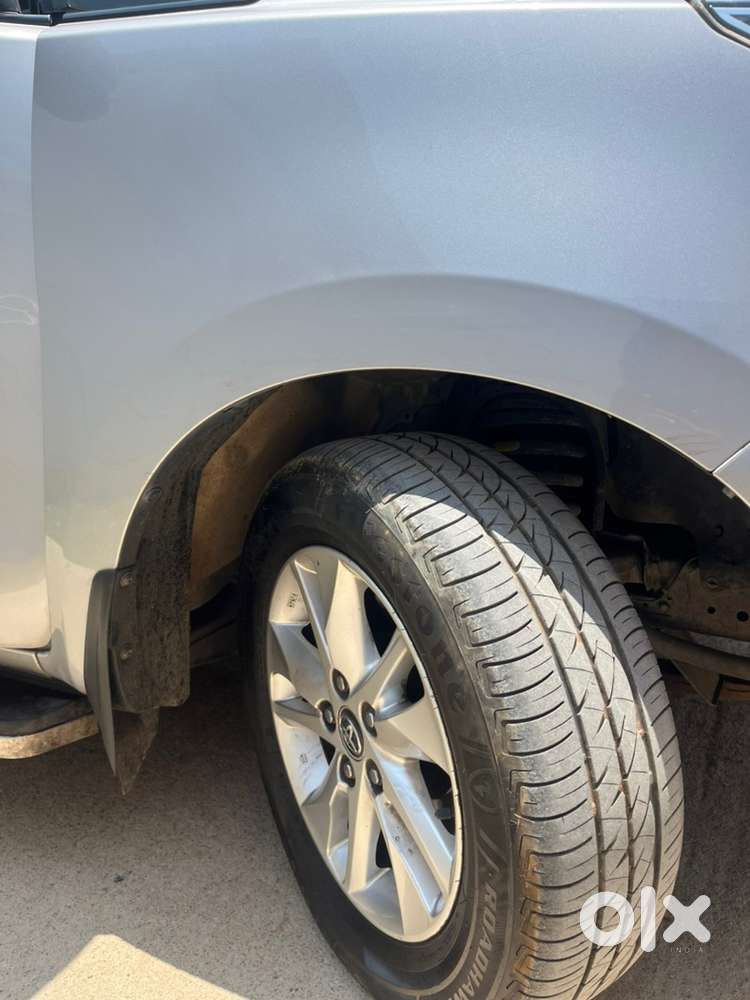 Toyota Innova Crysta G 2019