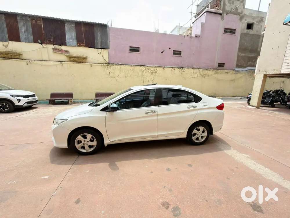 Honda City Petrol 2015 Mt