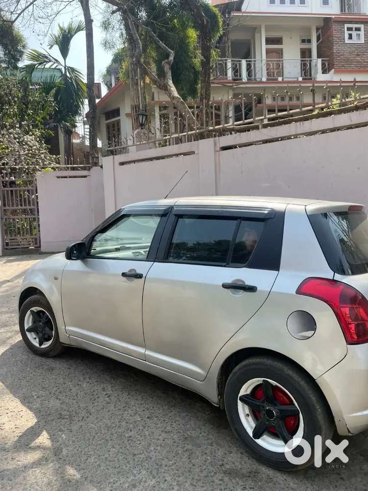 Maruti Suzuki Swift 2006 Petrol