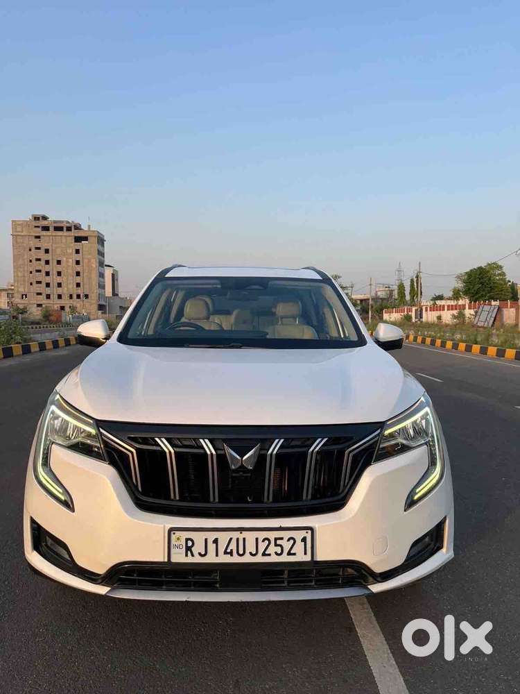 Mahindra Xuv700 2.2 Ax 7 Diesel At Luxury Pack Str Awd, 2023, Diesel