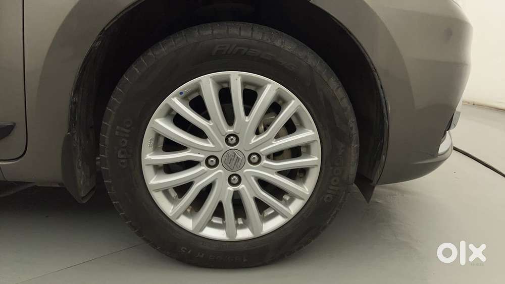 Maruti Suzuki Dzire 1.2 Zxi, 2023, Petrol