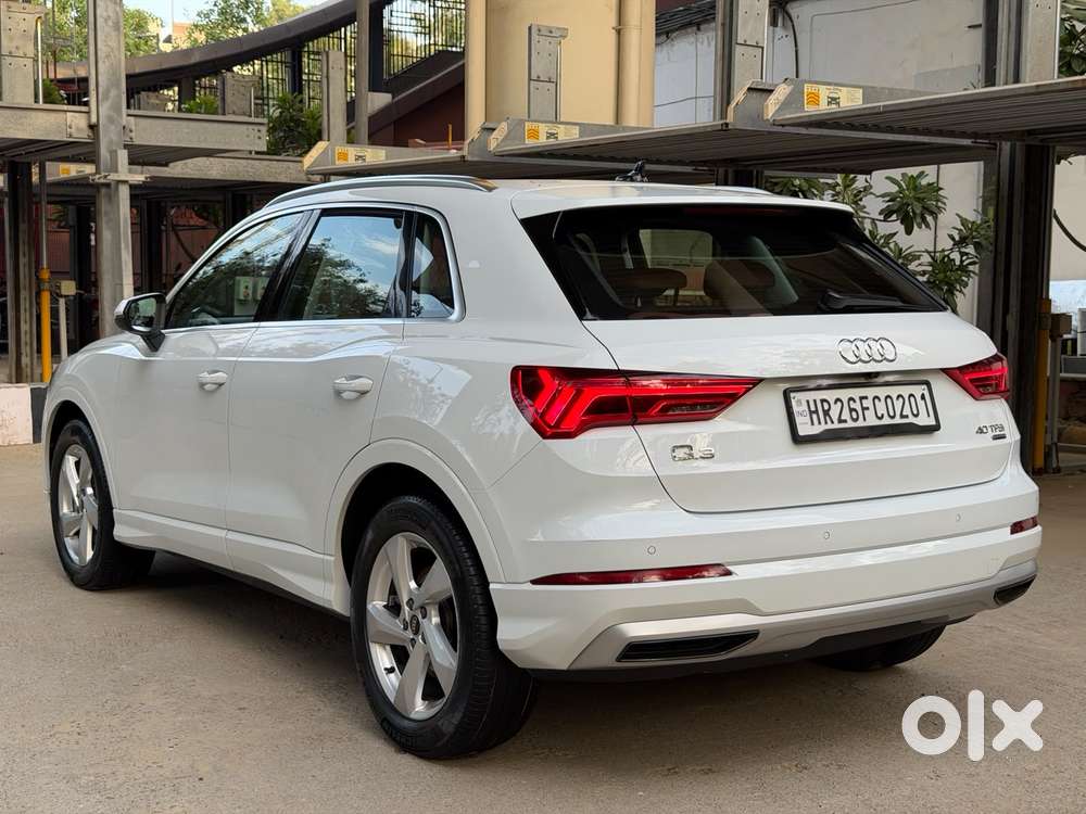Audi Q3 40 Tfsi Premium, 2023, Petrol