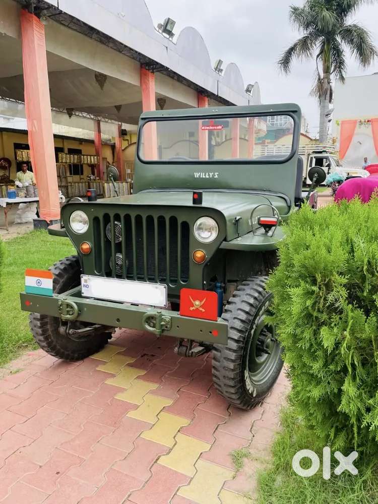 Mahindra Willys 1984