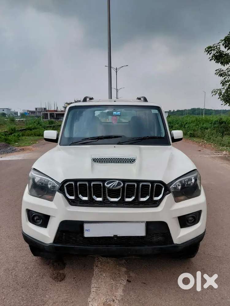 Mahindra Scorpio 2018 Diesel Well Maintained