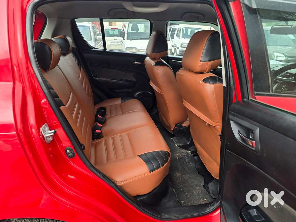 Maruti Suzuki Swift Vxi With Abs, 2015, Petrol