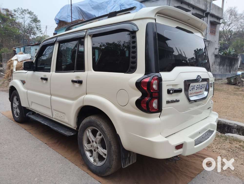 Mahindra Scorpio S4, 2016, Diesel