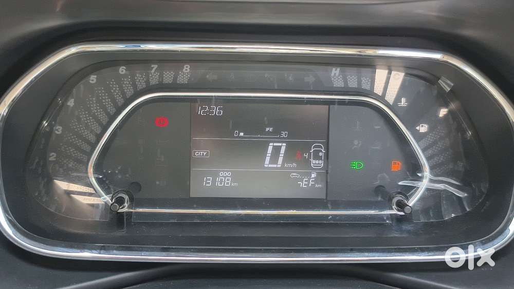 Tata Nexon Smart Plus S 1.2 Revotron Petrol 5 Mt, 2025, Petrol