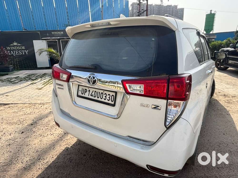 Toyota Innova Crysta 2018