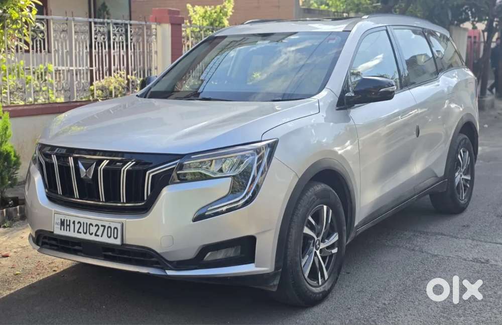 Mahindra Xuv700 2.0 Ax 5 Petrol At Str, 2022, Petrol