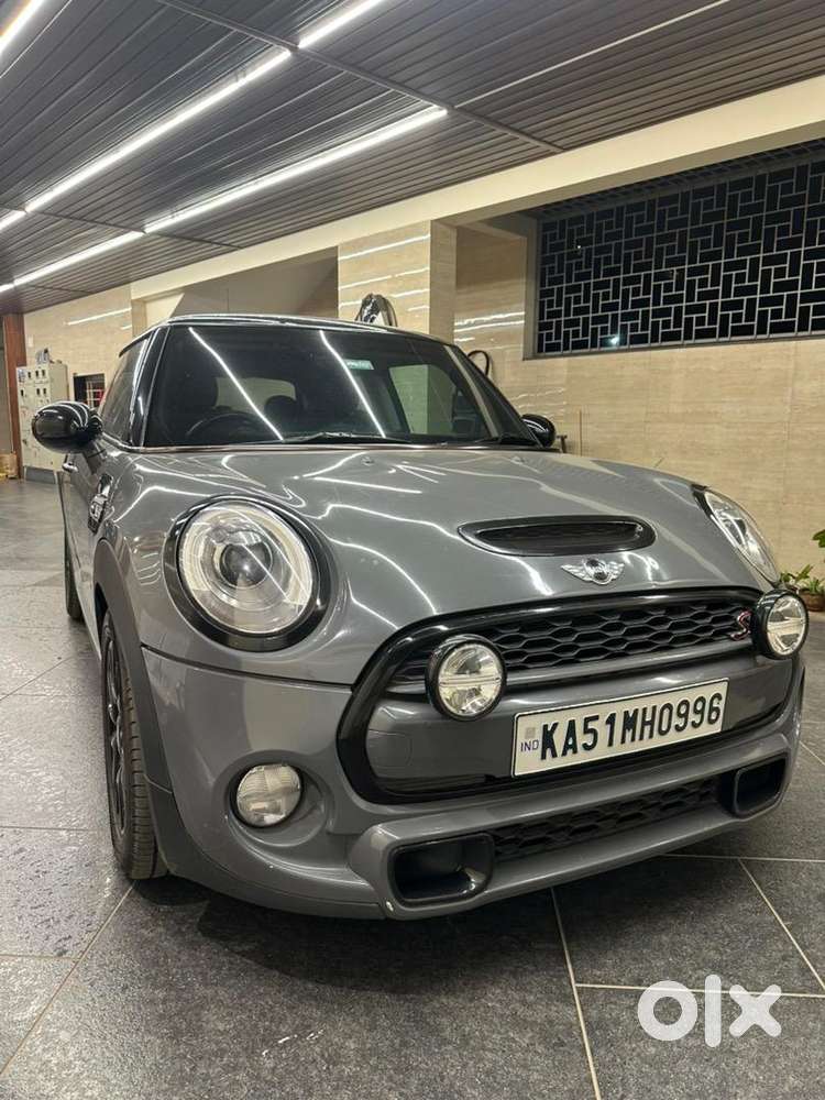 2016 Mini Cooper S Jcw  & Fully Loaded