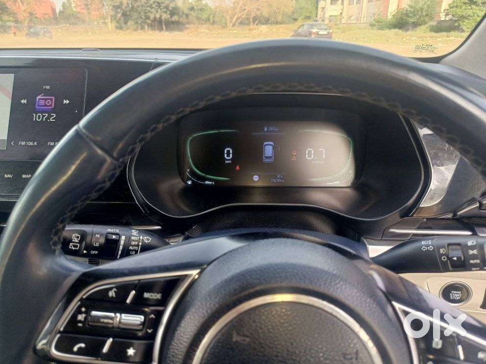 Kia Carens 1.5 Luxury Plus Diesel 6 Str, 2022, Diesel