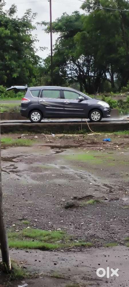 2015 Maruti Suzuki Ertiga Vxi Abs Second-owner