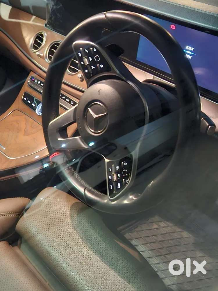 Mercedes-benz E-class 2019 Petrol 29560 Km Driven