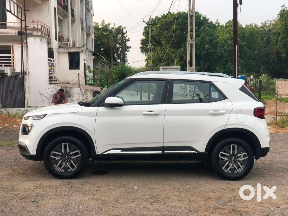 Hyundai Venue 1.0 Sx Turbo Imt, 2022, Petrol