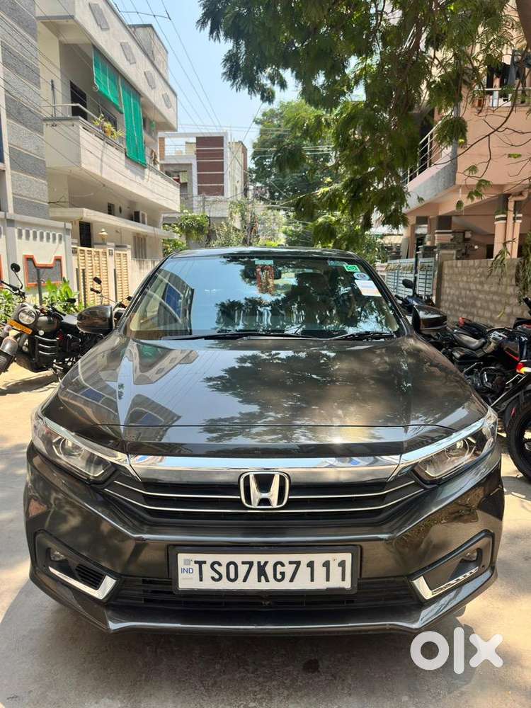 Honda Amaze 2023 Petrol 9500 Km Driven