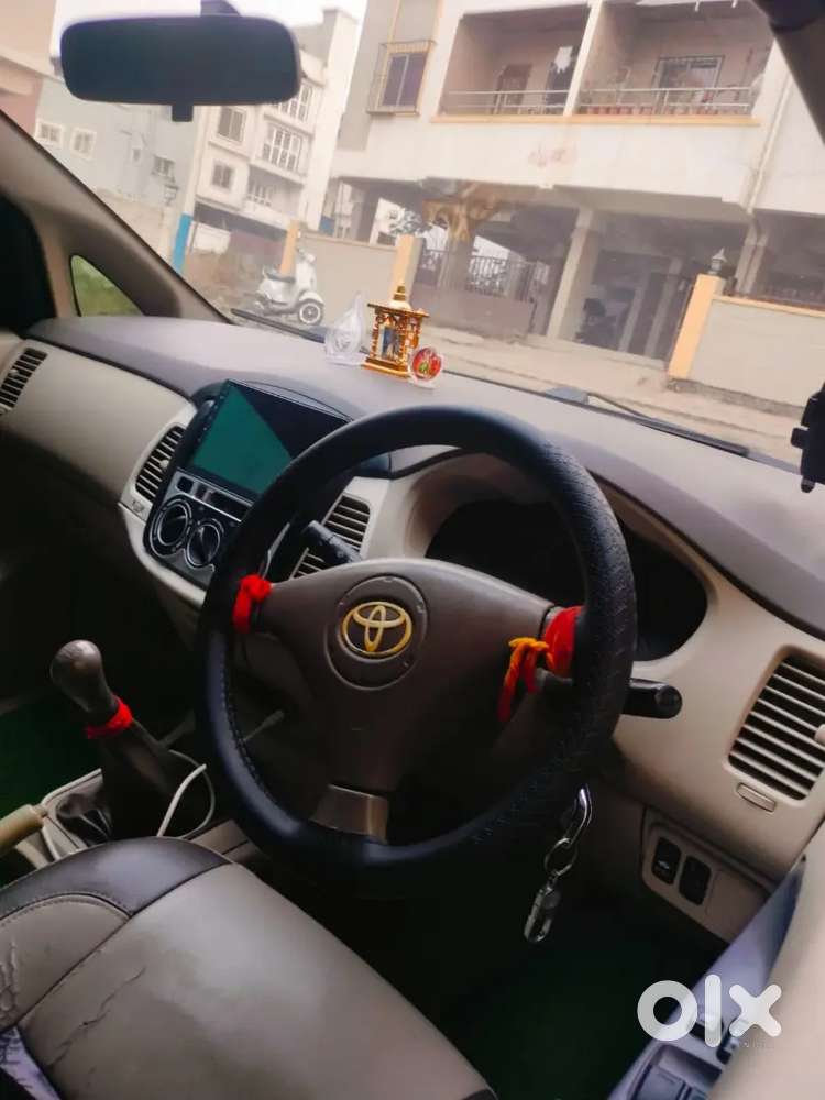 Toyota Innova 2007 Petrol Well Maintained