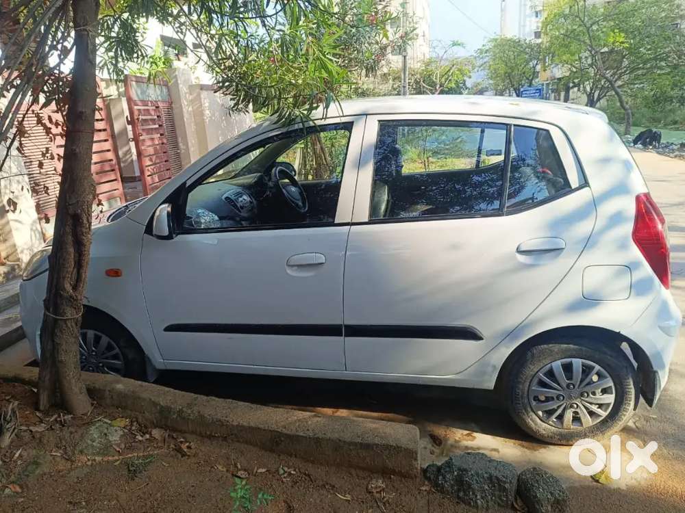 Hyundai I10 2015 Petrol 65000 Km Driven