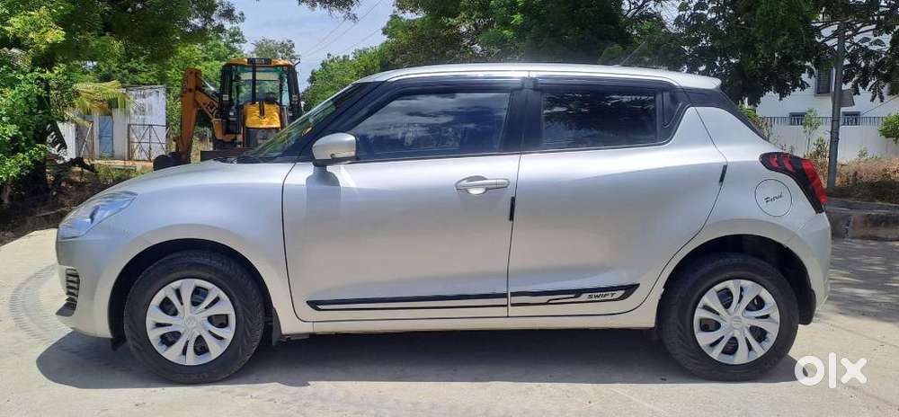 Maruti Suzuki Swift 1.2 Vxi (o), 2022, Petrol