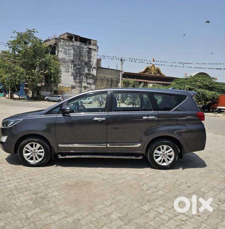Toyota Innova Crysta 2.4 V, 2019, Diesel