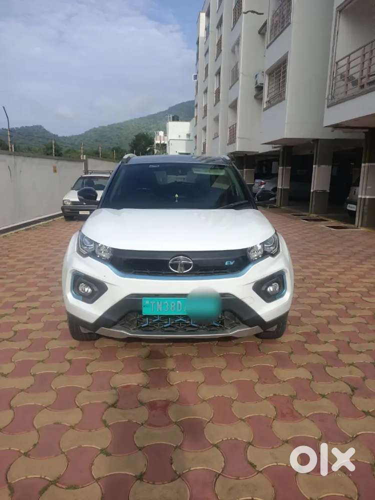 Tata Nexon Ev ( One-year Amc )