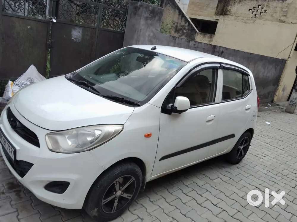 Hyundai I10 Magna O 2010 ,passing 2030 Tak Hai  Insurance Bhi Hai