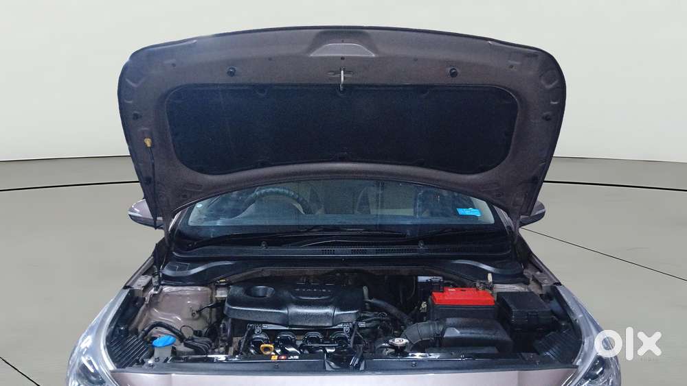 Hyundai Verna 1.6 Vtvt Sx, 2019, Petrol