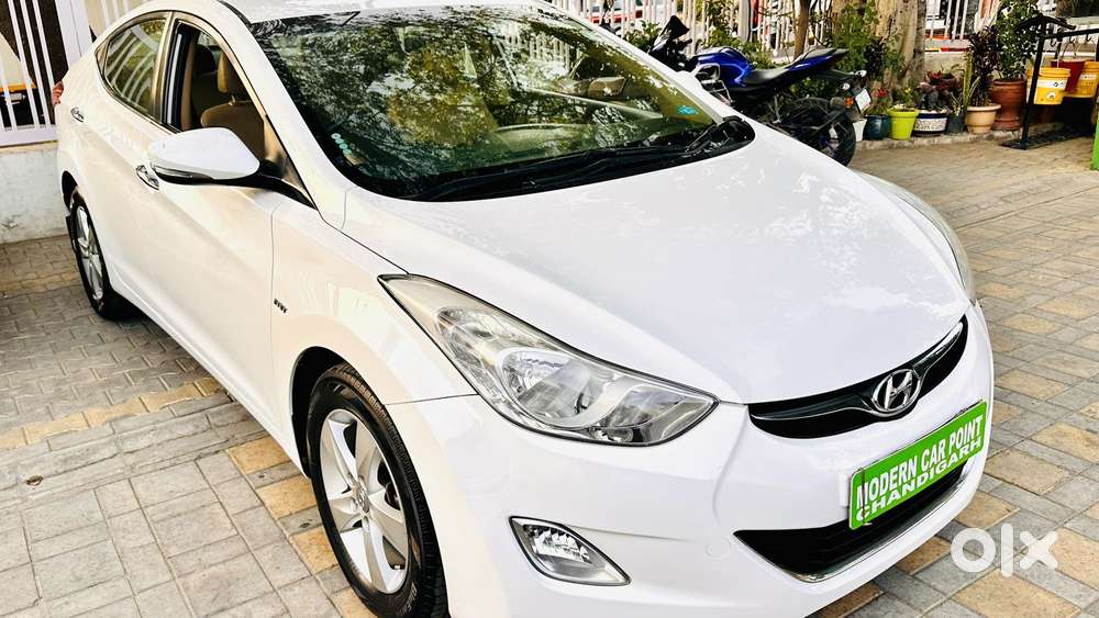Hyundai Elantra 2.0 Sx, 2013, Petrol