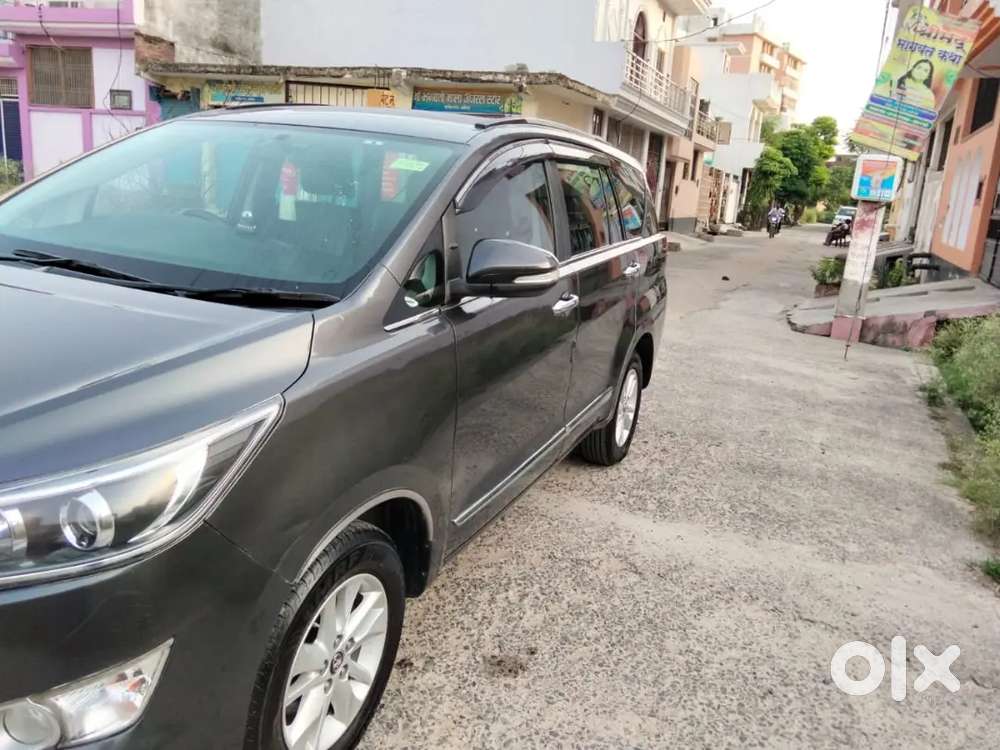 Toyota Innova Crysta Diesel 2016