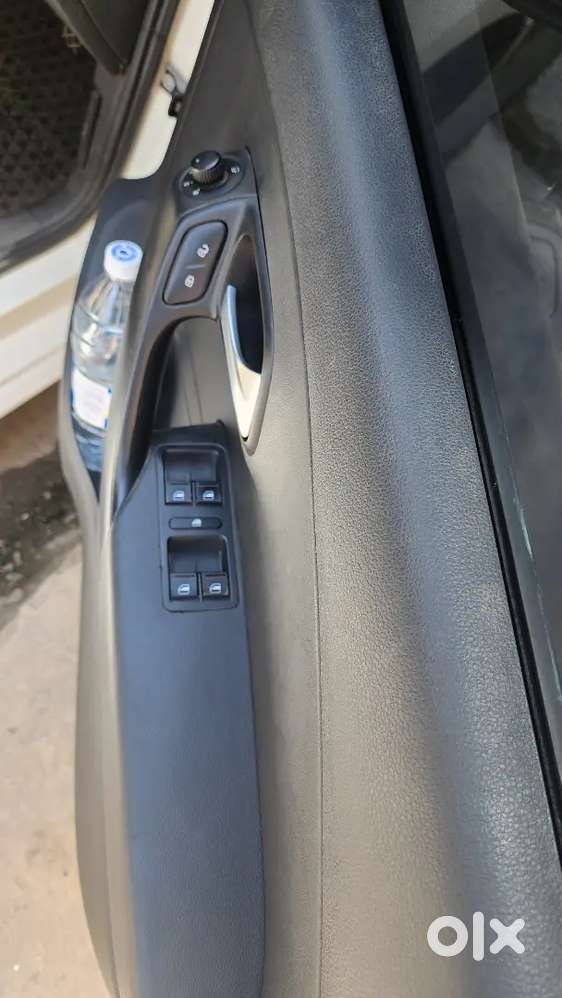 Volkswagen Polo Highline 1.0 16 Alloy