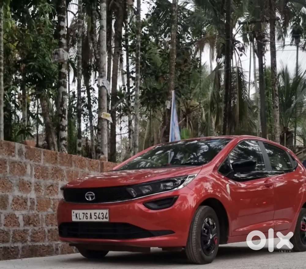 Tata Altroz Xe 2020 Car