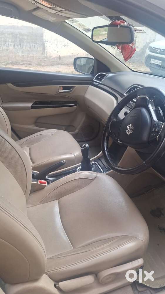 Ciaz Top Model December 2015 Brand New Condition Well Maintained