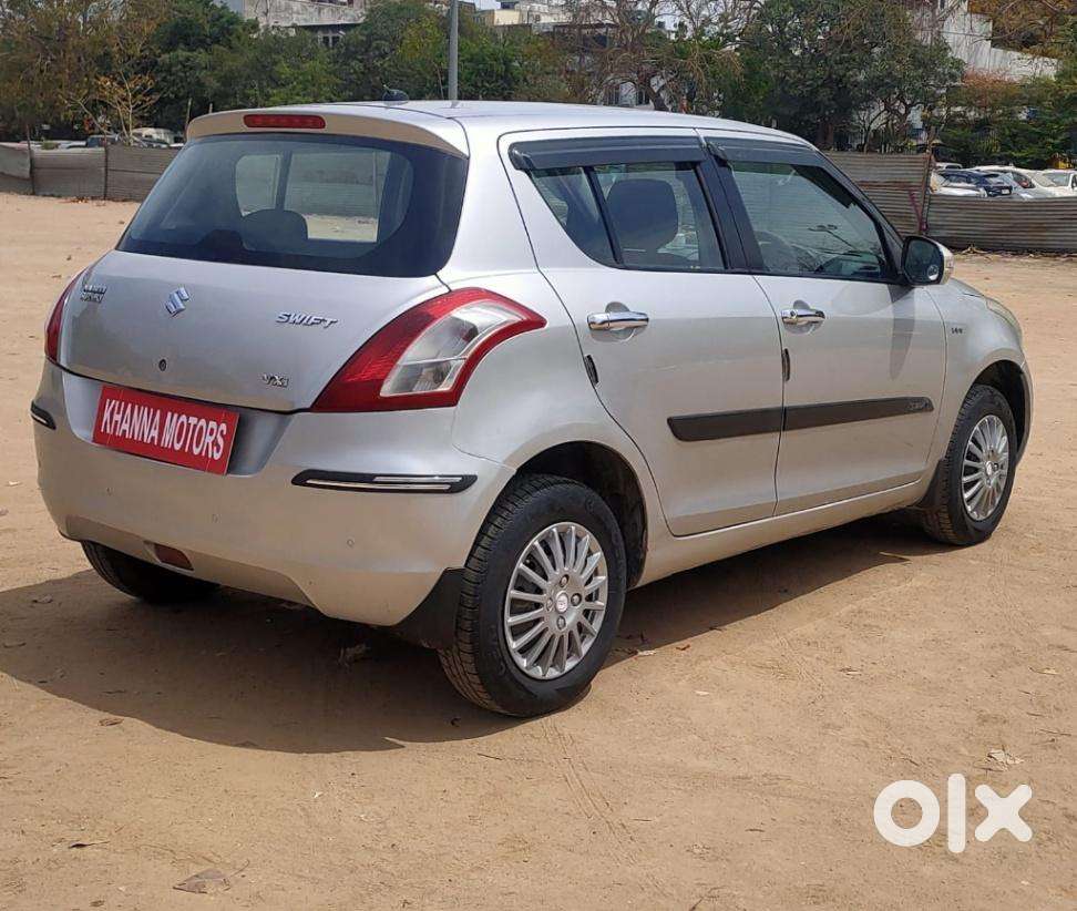 Maruti Suzuki Swift Vxi Optional, 2013, Petrol