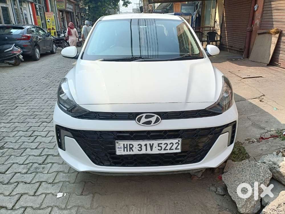 Hyundai Aura 2024 Car