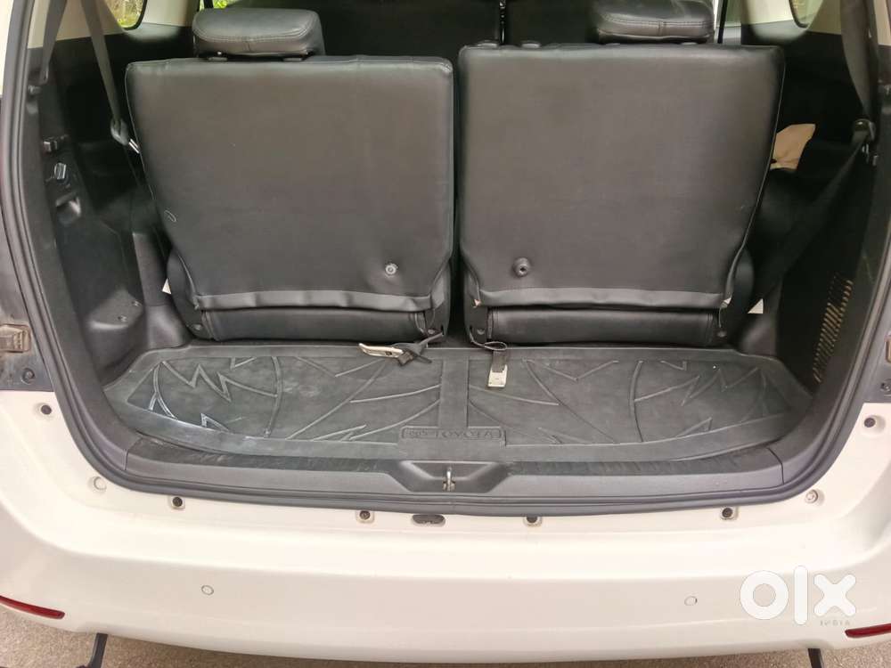 Toyota Innova Crysta [2020-ongoing] 2.4 Vx 8 Str, 2020, Diesel