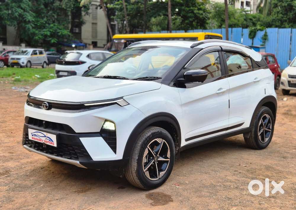 Tata Nexon Creative Plus 1.2 Revotron Petrol 6 Mt, 2025, Cng & Hybri..