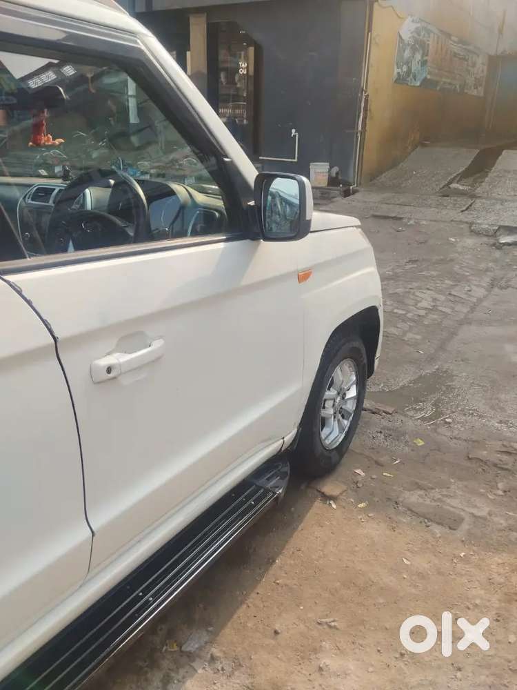 Mahindra Bolero Neo 2016 Petrol Well Maintained