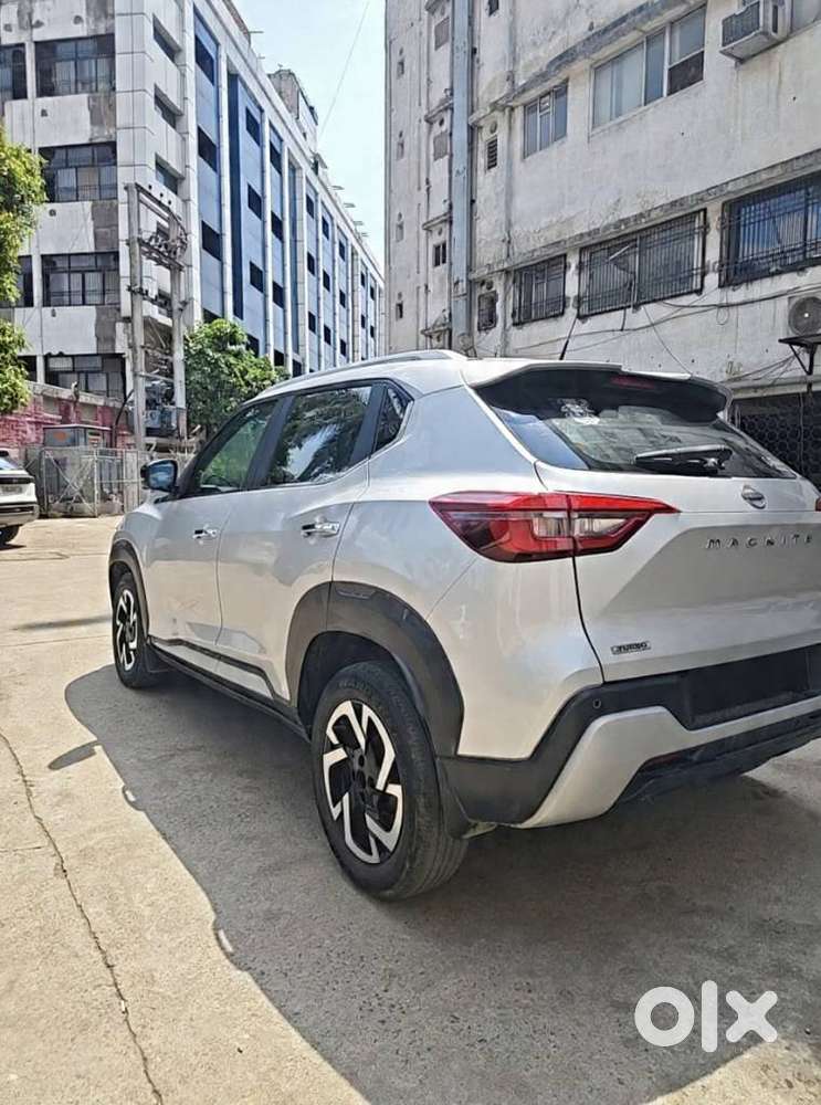 Nissan Magnite 1.0 Xv Premium Turbo Cvt, 2022, Petrol