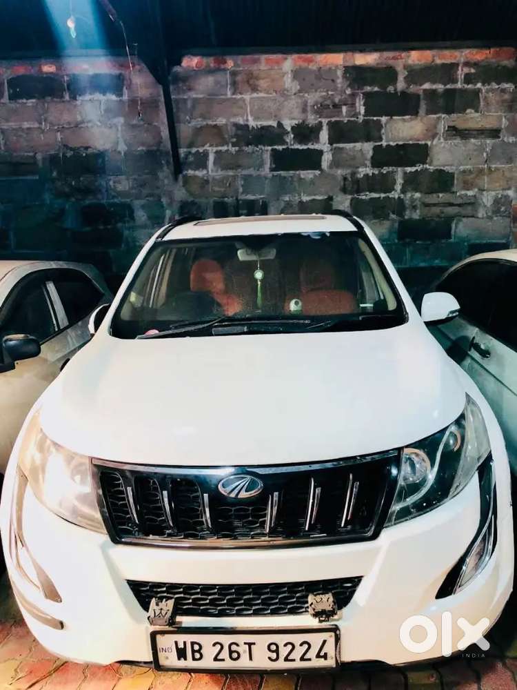 Mahindra Xuv500 2016 Diesel 70000 Km Driven