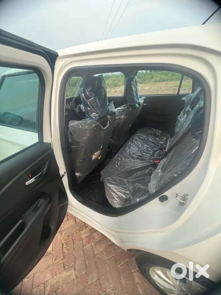 Maruti Suzuki Swift 2026 Petrol 6000 Km Driven