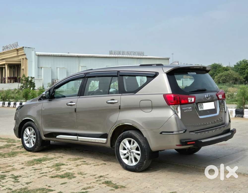 Toyota Innova Crysta 2017