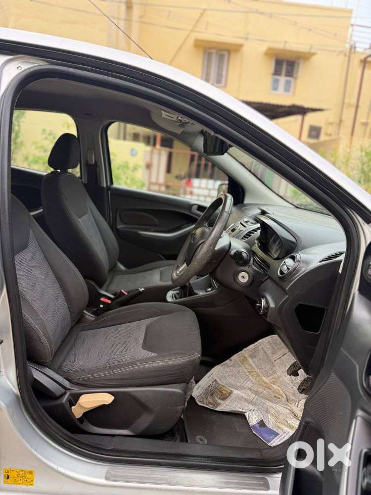 Ford Figo 2012-2015 Petrol Titanium, 2016, Petrol