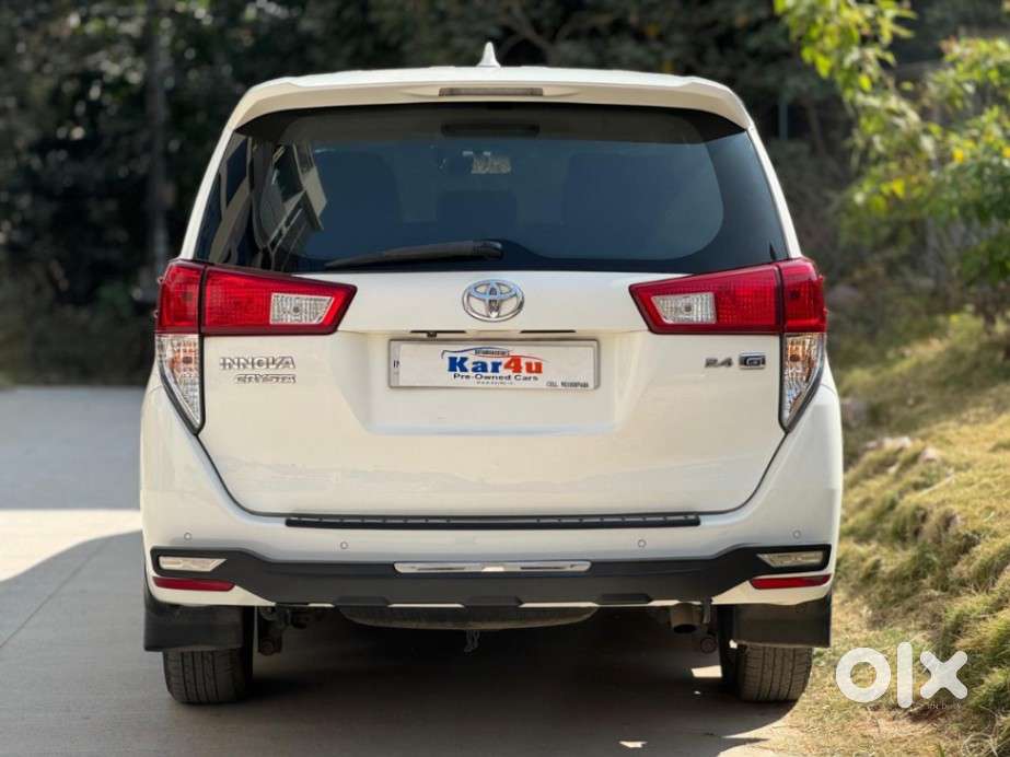 Toyota Innova Crysta [2020-ongoing] 2.4 Gx At 8 Str, 2021, Diesel