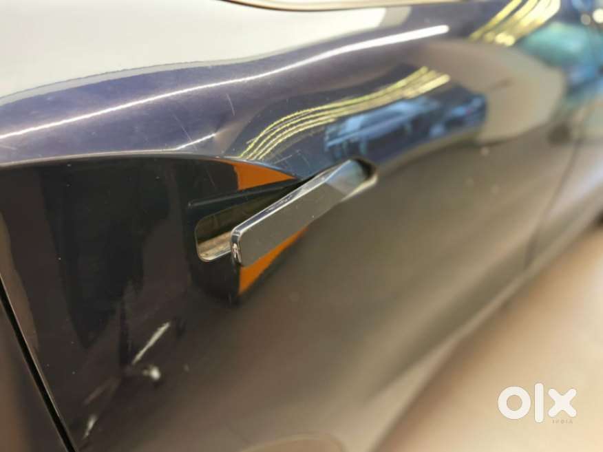 Mahindra Xuv700 2.2 Ax 7 Diesel At Luxury Pack Str Awd, 2022, Diesel