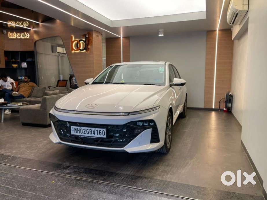 Hyundai Verna 1.5 Sx (o) Ivt, 2023, Petrol
