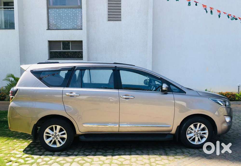 Toyota Innova Crysta
