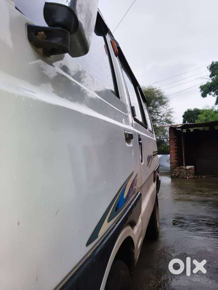 Maruti Omni 8-seater 2015
