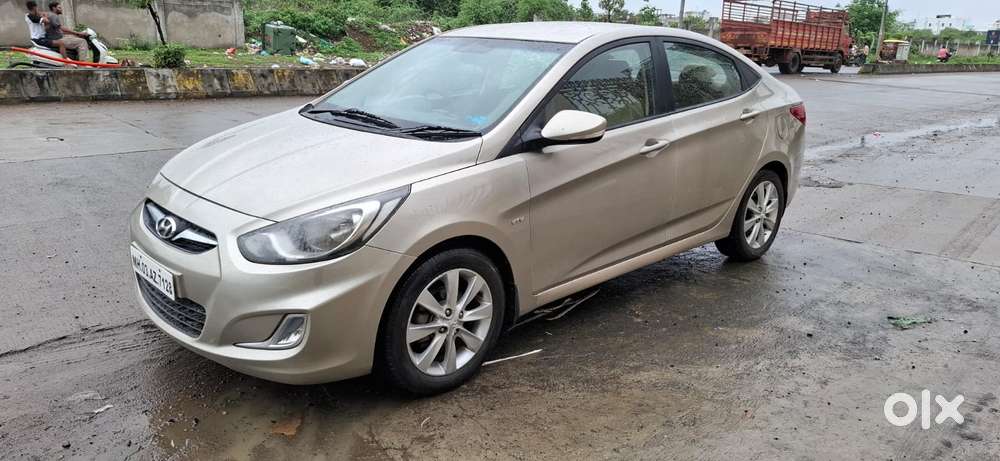 Hyundai Verna Crdi Vgt Sx 1.5, 2011, Petrol