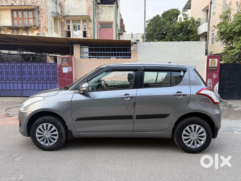 Maruti Suzuki Swift Vxi, 2014, Petrol