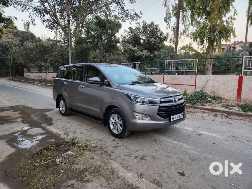 Toyota Innova Crysta 2.4 Vx Mt, 2020