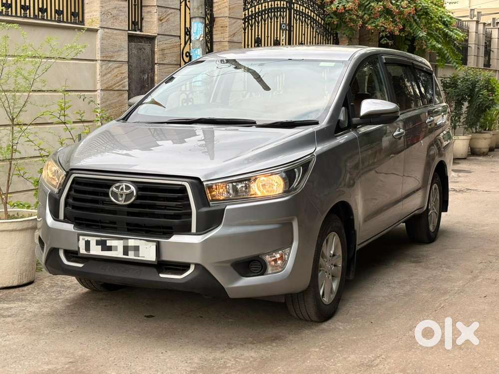 Toyota Innova Crysta 2.4 Gx Mt, 2022, Diesel